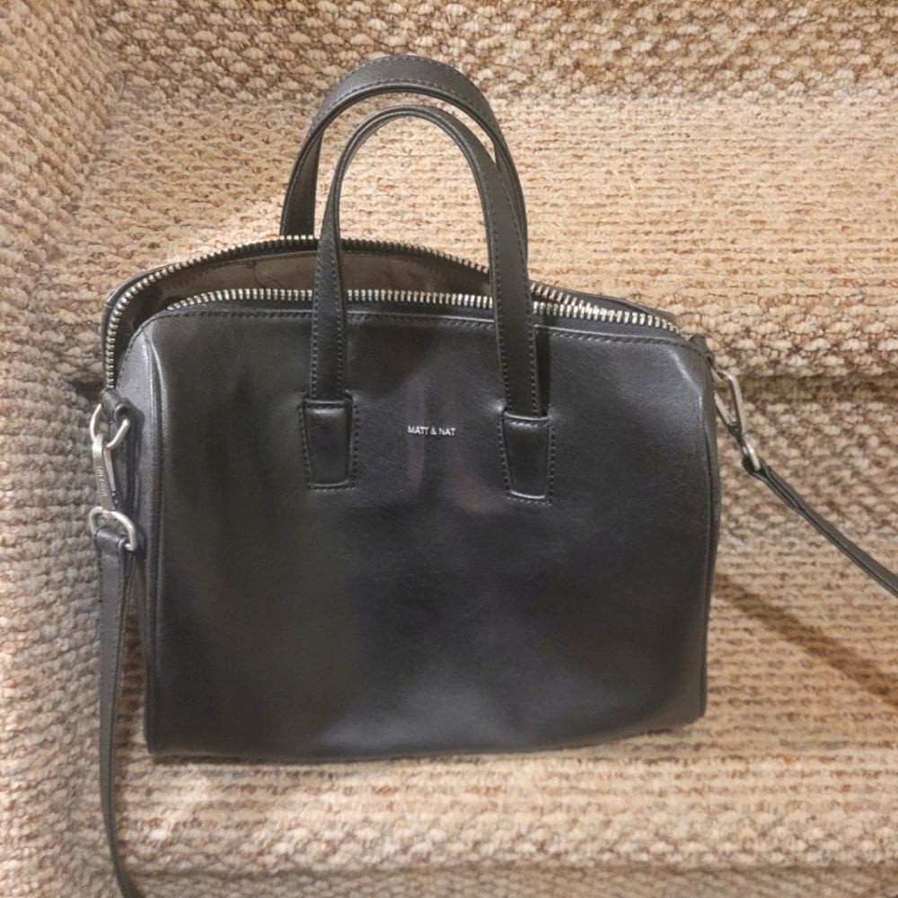 Leather purse
